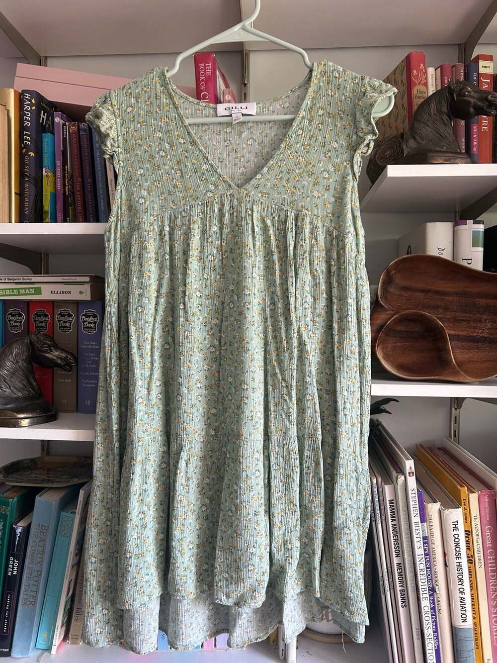 Gilli Floral Print Babydoll Mini Dress with V-Neck and Flutter Sleeves